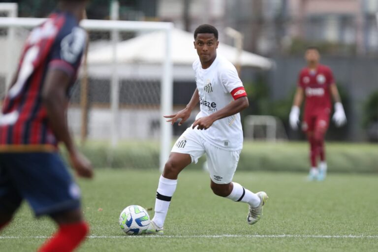 Santos cede empate ao Bahia e desperdiça chance de assumir a ponta do Brasileirão sub-20