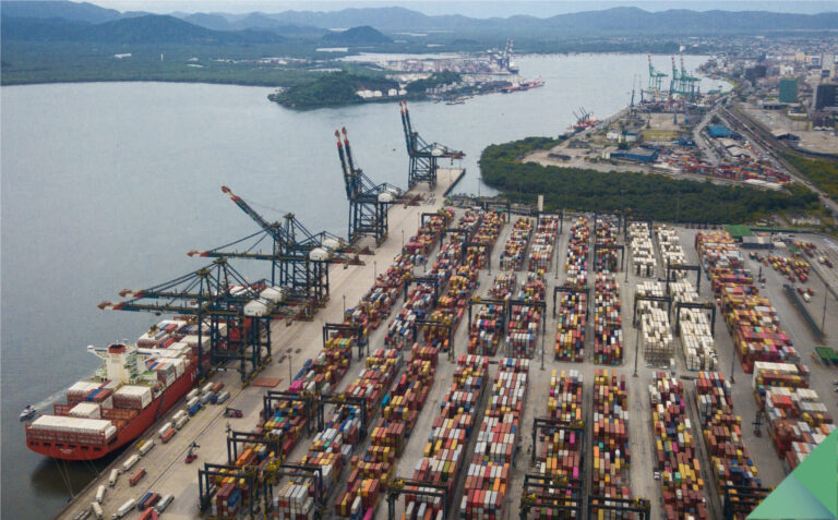 Márcio França viaja à Bélgica com empresas que querem privatizar Porto de Santos