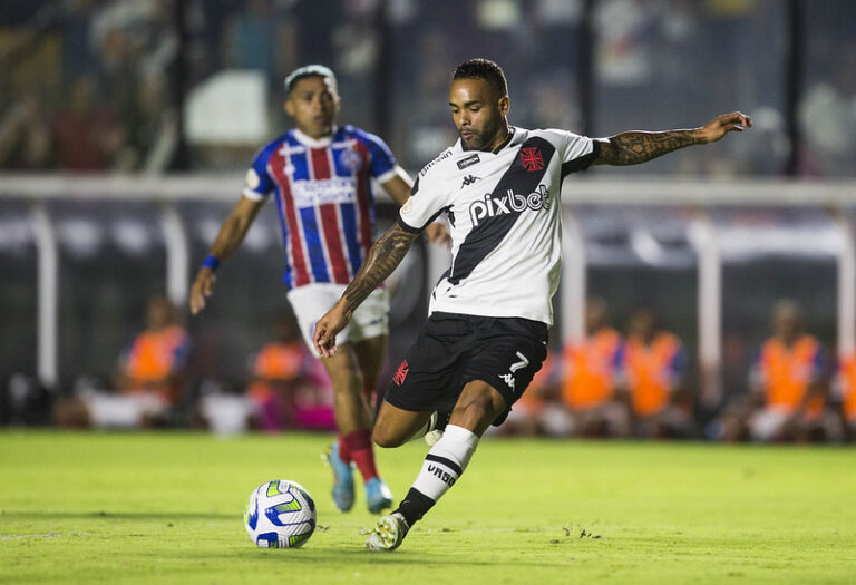 Melhores momentos da vitória do Bahia sobre o Vasco pelo Brasileirão