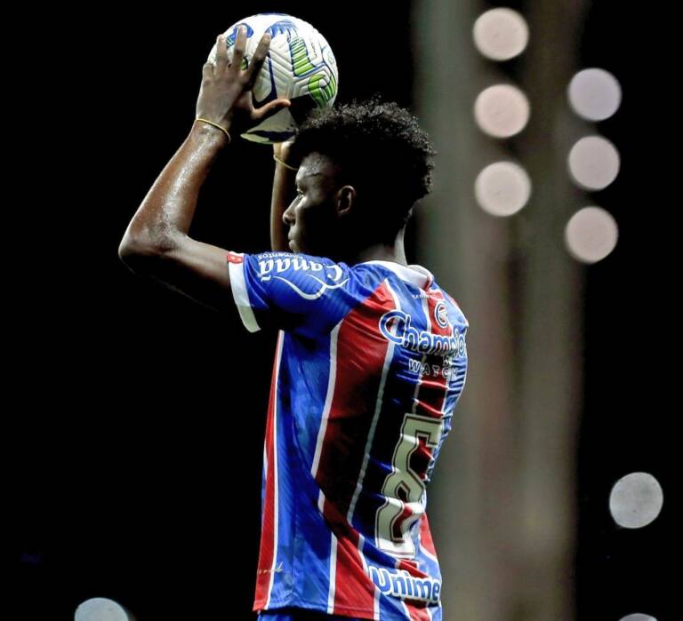 Bahia anuncia empréstimo do lateral esquerdo Jhoanner Chávez ao Independiente del Valle