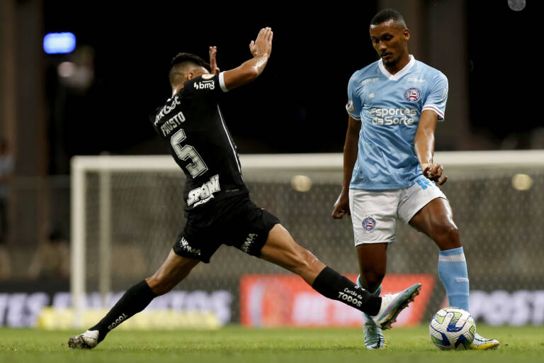 Veja fotos do jogo entre Bahia e Corinthians, pela 16ª rodada do Campeonato Brasileiro