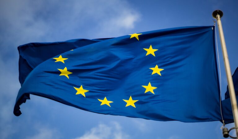Índice Zew de sentimento econômico volta a melhorar em dezembro na zona do euro e na Alemanha