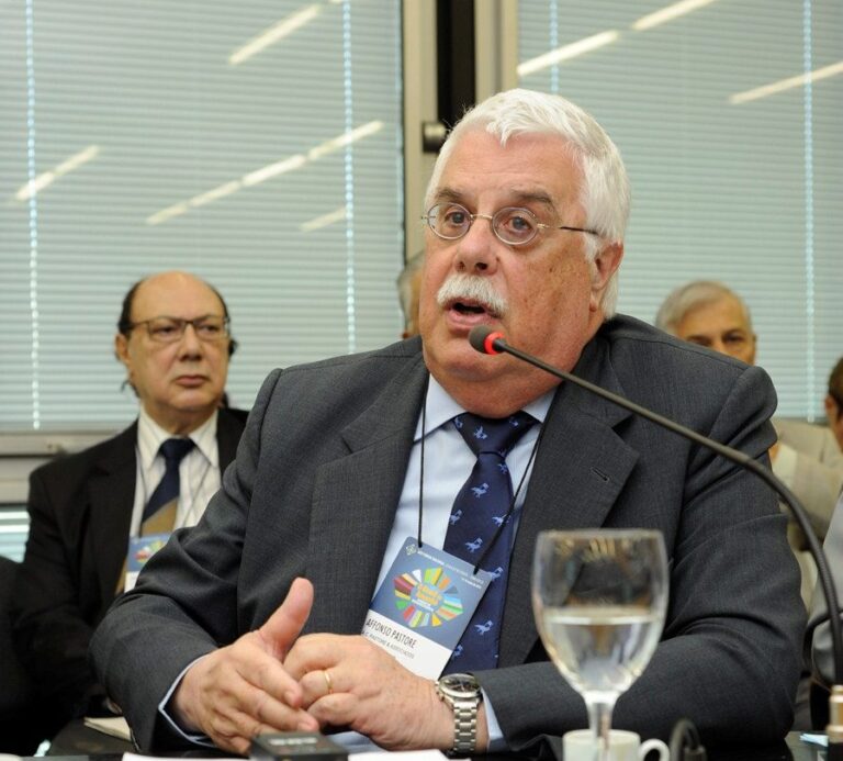 Morre aos 84 anos o economista Affonso Celso Pastore