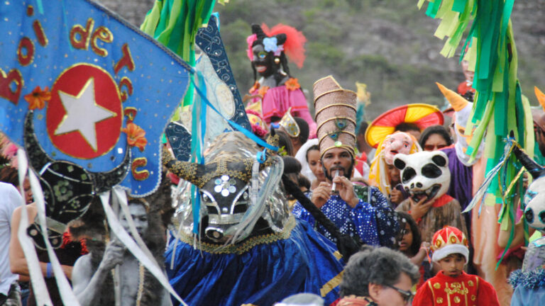 Movimento Boi Estrela de Igatu faz desfile de 18 anos no fim de semana