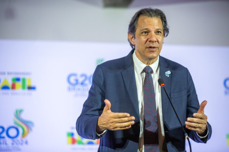 Haddad defende “reglobalização sustentável” e diz que PIB deve crescer 2,5% em 2024