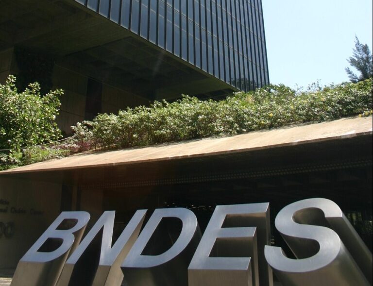 Lucro líquido recorrente do BNDES em 2023 alcança R$ 11,9 bi, queda de 5% ante 2022