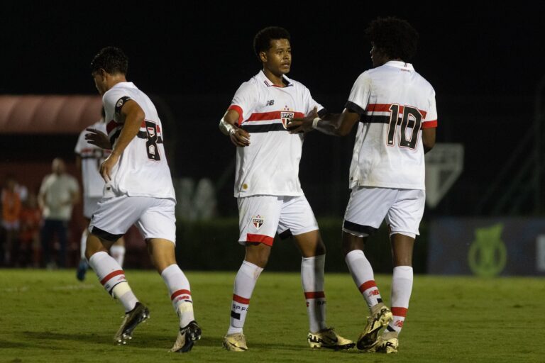 Bahia x São Paulo: prováveis escalações e onde assistir ao jogo pelo Brasileiro sub-20