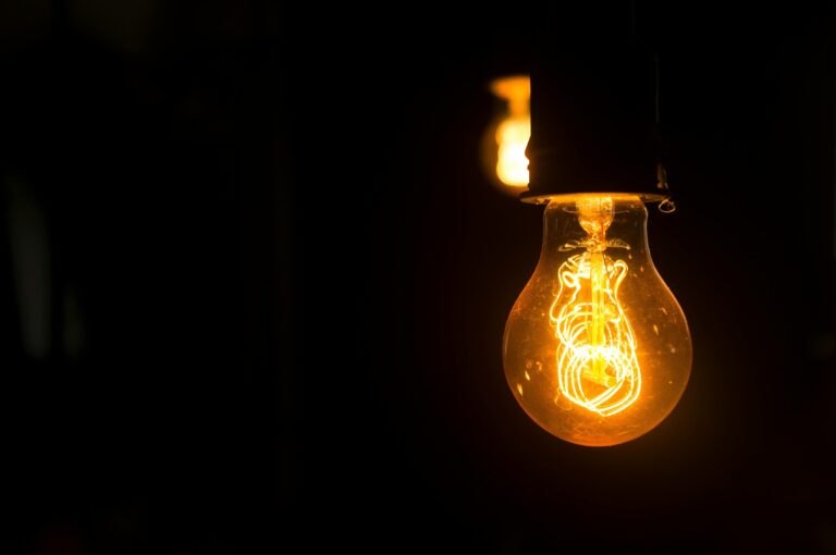 Brasil tem em abril 2º maior consumo de energia elétrica da série histórica, diz EPE