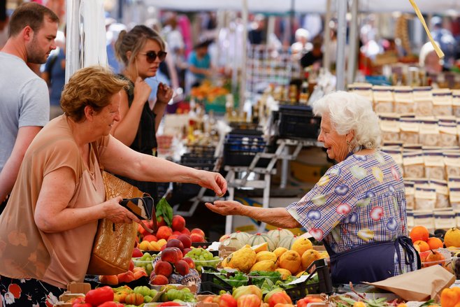 Custo da cesta básica sobe em 10 capitais brasileiras no mês de abril