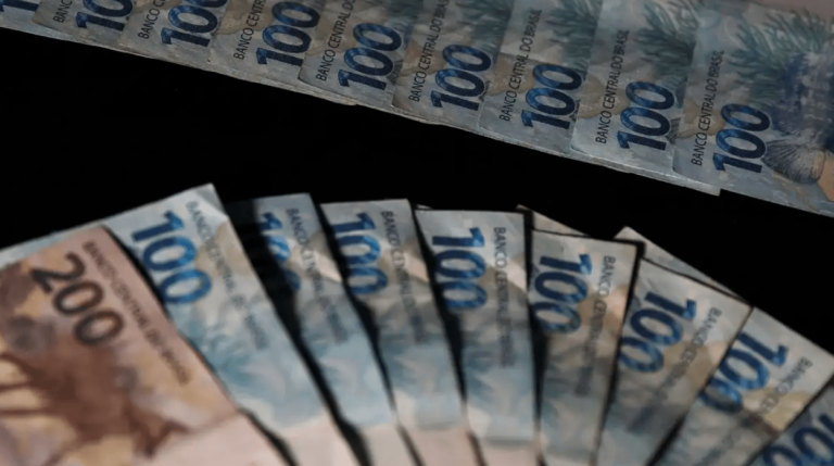 Dívida Pública sobe 0,99% em abril e ultrapassa R$ 6,7 trilhões