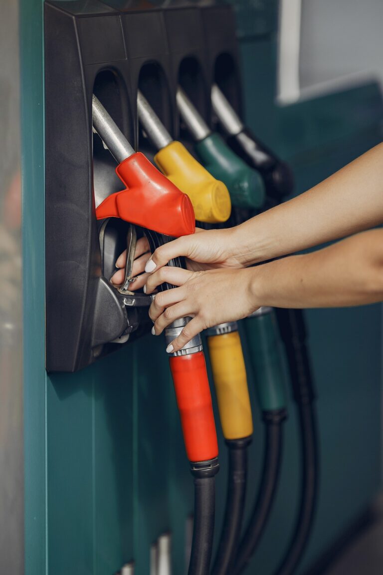 Gasolina e diesel tem leve queda e GLP fica estável na semana de 19 a 25 de maio