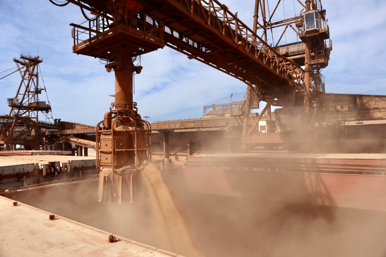 Prêmios negativos tiram R$ 41,4 bi das exportações de soja e milho em 2023 e 2024
