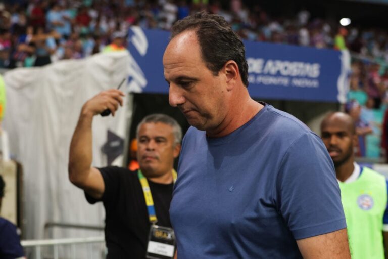 Rogério Ceni lamenta resultado contra o Criciúma - Gazeta Esportiva
