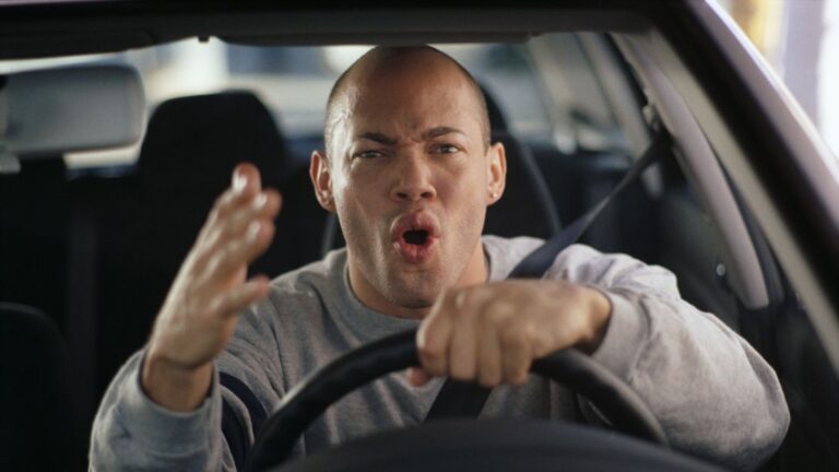 Sentimentos de raiva podem prejudicar função dos vasos sanguíneos, diz estudo