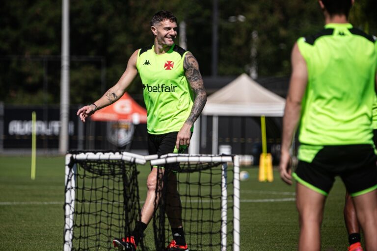 Após goleada e saída do Z4, Vasco inicia preparação para duelo contra o Bahia pelo Campeonato Brasileiro