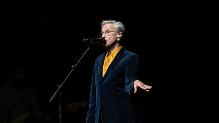 Caetano Veloso não é “dono“ da Tropicália, diz decisão de processo contra Osklen