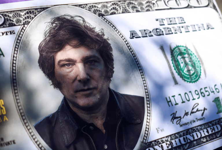 Dólar “blue” na Argentina caminha para bater recorde da era Milei nesta 2ª feira
