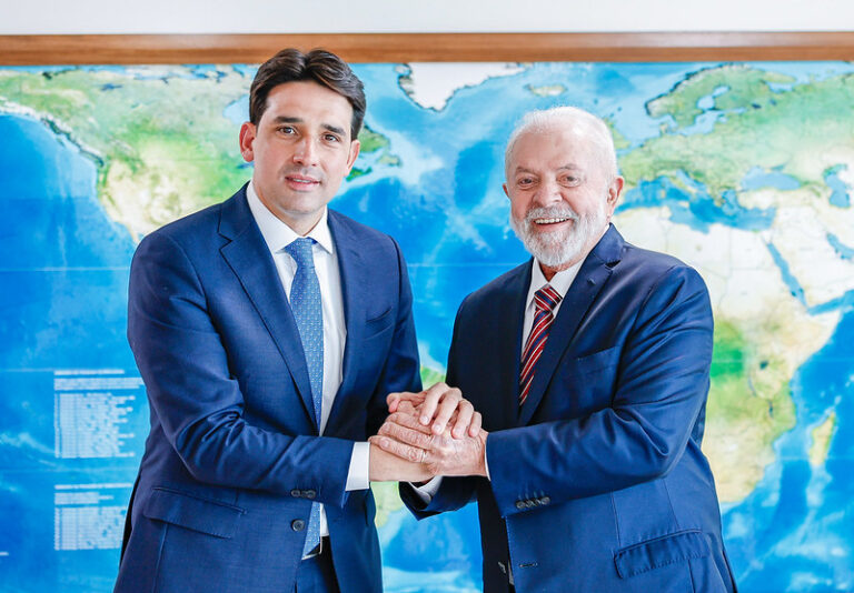 Programa Voa Brasil não trará impacto no preço das passagens, diz ministro