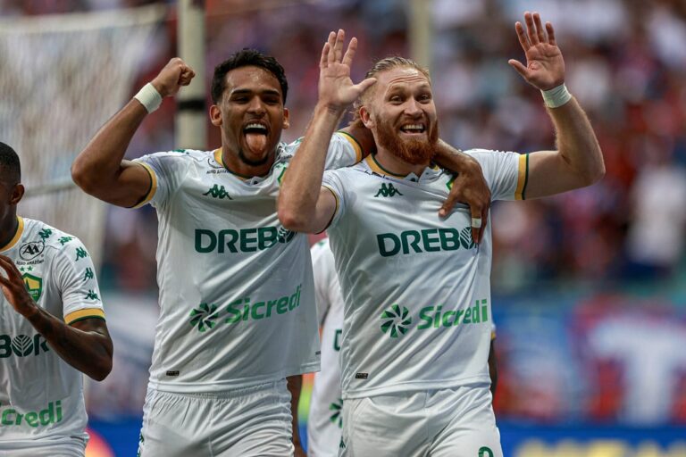 Cuiabá ganha, tira a invencibilidade do Bahia em casa e se distancia do Z4