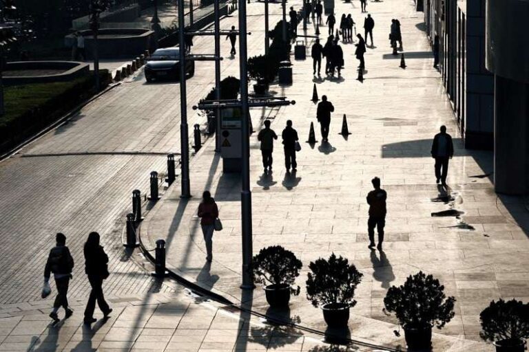 Novos sinais de fraqueza da economia da China pressionam autoridades