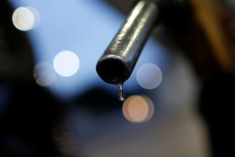 Reajuste da gasolina faz IGP-10 acelerar para 0,72% em agosto, diz FGV