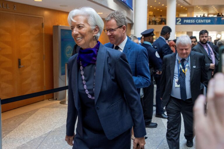 BCs podem enfrentar inflação volátil nos próximos anos, diz Lagarde