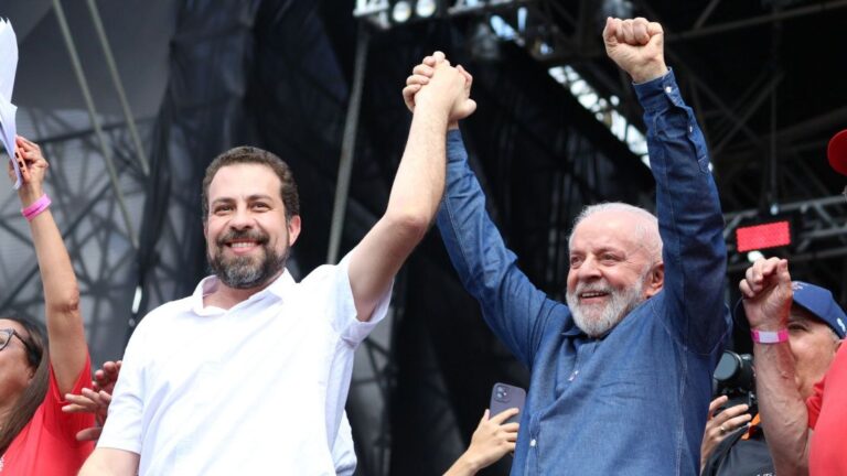 Aconselhado a evitar voo, Lula desiste de ir a SP