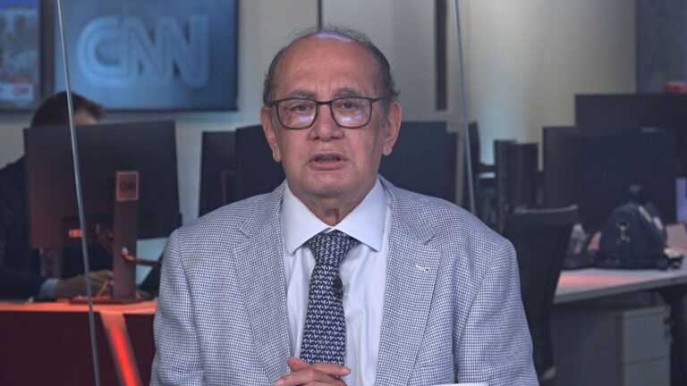 Proibir liminar do STF é causar danos irreparáveis, diz Gilmar Mendes à CNN