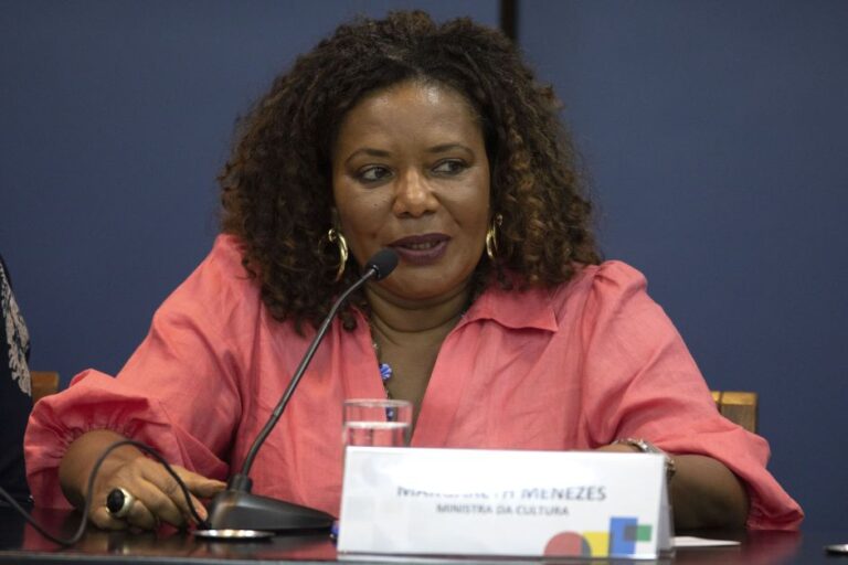 Dia da Cultura: ministra fala em avanços do setor em pronunciamento em rede nacional