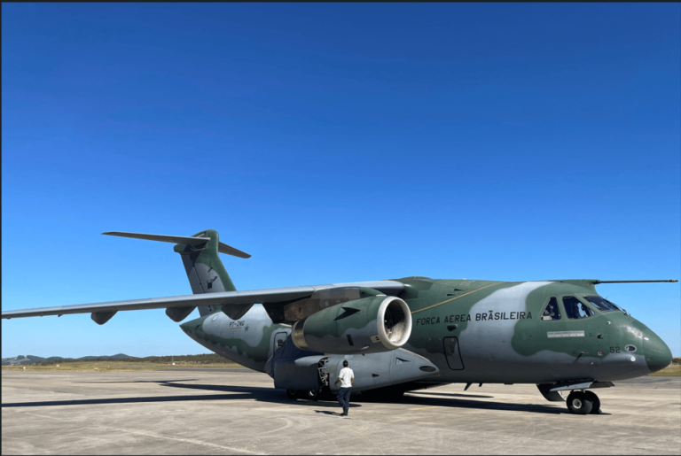Embraer assina acordo e deve vender aviões C-390 para a Suécia