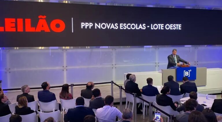 Justiça de São Paulo suspende leilão de concessão de escolas estaduais