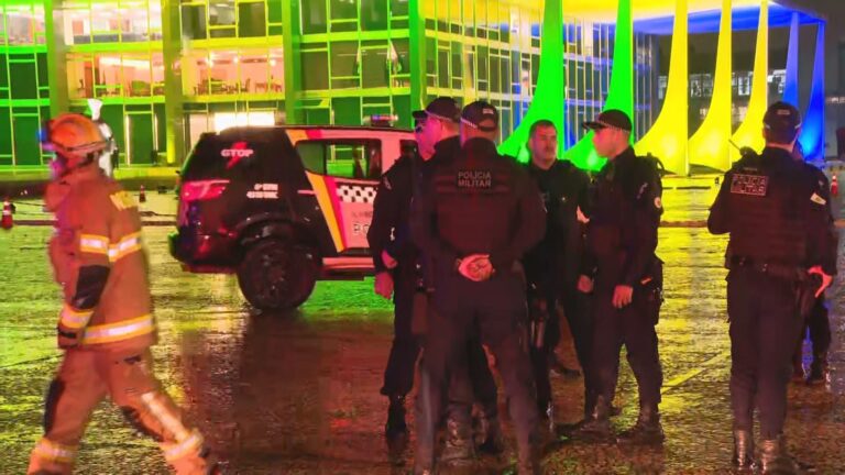 O que se sabe sobre as explosões na Praça dos Três Poderes