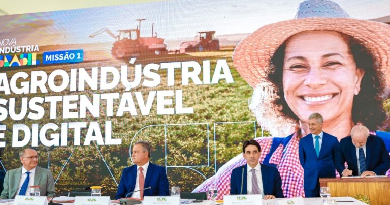 Lula assina decreto que cria programa de pesquisa e inovação da agricultura familiar