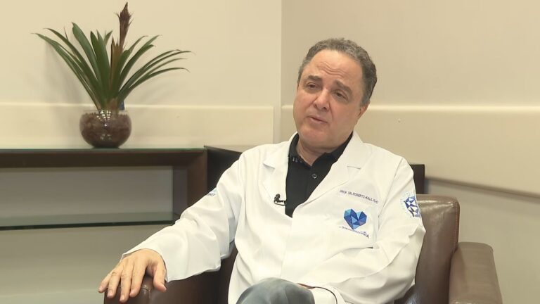 Lula pode manter rotina, mas sem exercícios físicos, diz Dr. Kalil à CNN