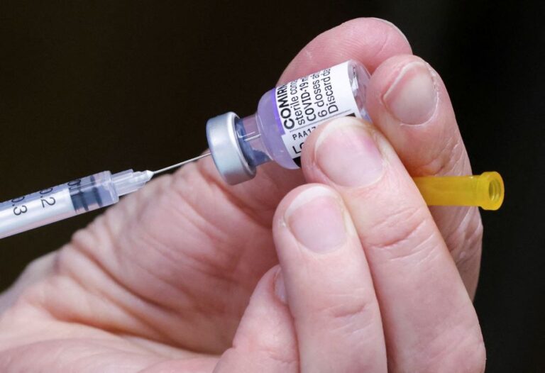 Por que a vacina contra a Covid-19 não é anual como a da gripe?