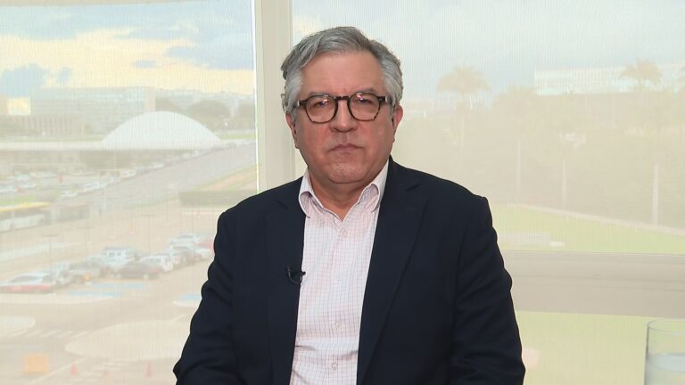 “Verdadeira organização criminosa“, diz Padilha após prisão de Braga Netto