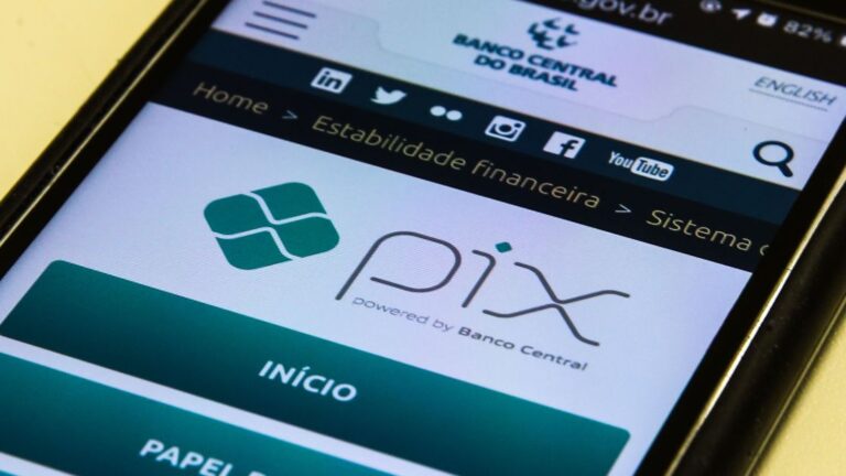 Governo publica medida provisória para reforçar gratuidade do Pix