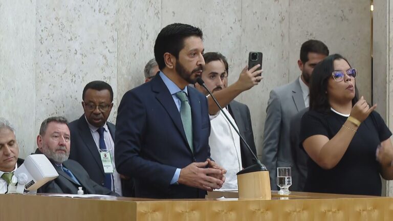 Nunes diz que governo não será apenas de continuidade e fala em pacificação