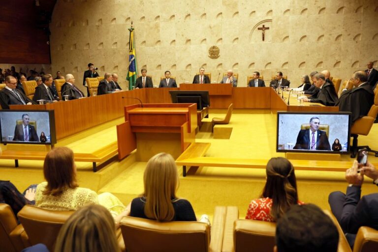 Dino pede que TCU apresente relatório sobre Emendas Pix