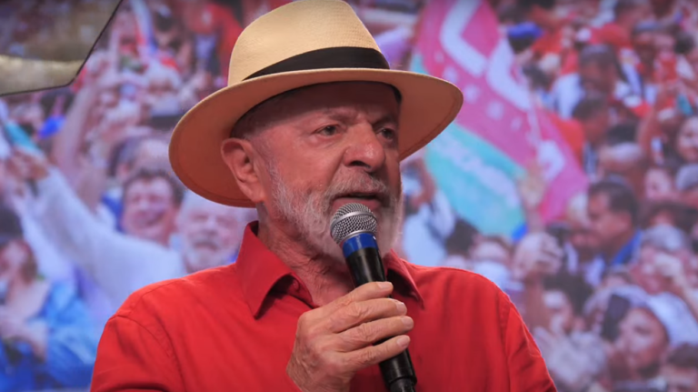“Produtores de plataforma pensam que mandam no mundo“, diz Lula