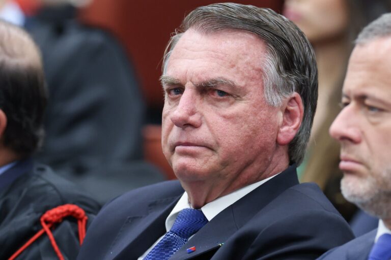 Bolsonaro é o 6º presidente a se tornar réu em ação penal; veja outros