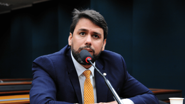 Pedro Lucas decide recusar convite para assumir Ministério das Comunicações