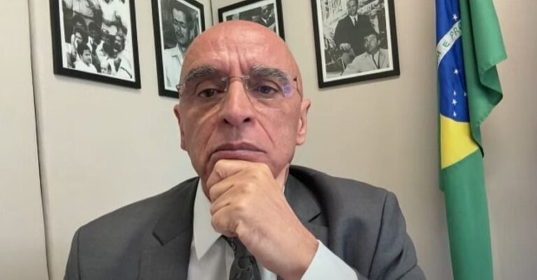 Se Carlos Lupi for demitido, nós sairemos, diz líder do PDT à CNN