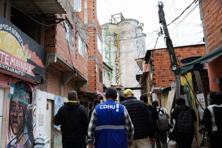 Governo federal e estadual firmam acordo sobre Favela do Moinho