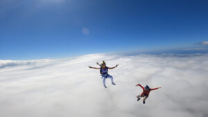 Salvador do alto: o paraquedismo chega para transformar a Experiência Turística na cidade