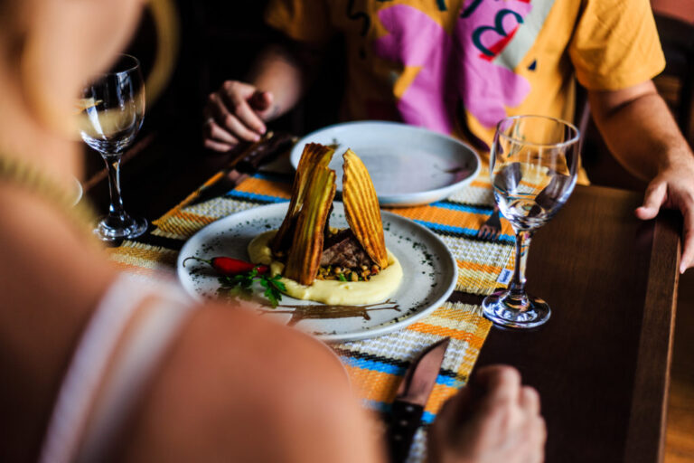 Bares e restaurantes estão com menu especial para o Natal no Centro Histórico de Salvador; confira